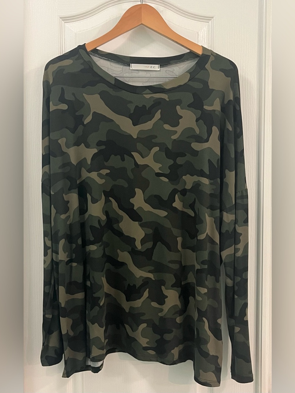 Women’s Long Sleeve Camo Tee - Plus Size 3XL - Green Camouflage